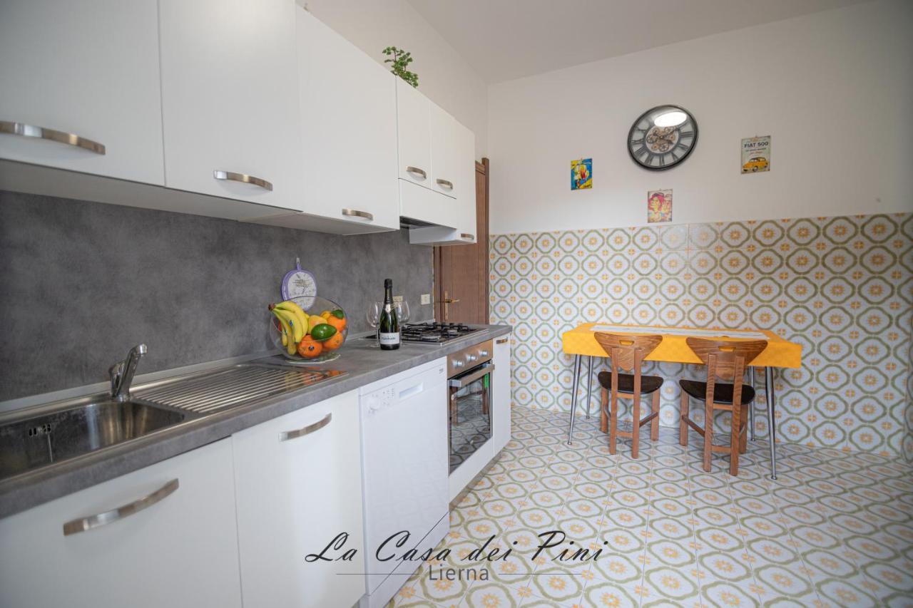 La Casa Dei Pini Apartment Лиерна Екстериор снимка