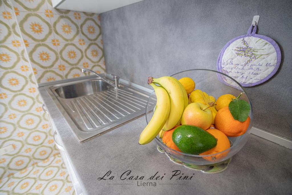 La Casa Dei Pini Apartment Лиерна Екстериор снимка